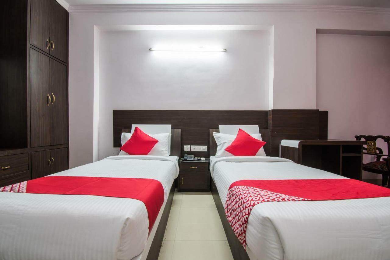 Oyo Flagship 24088 Hotel City Centre Patna  Exterior photo